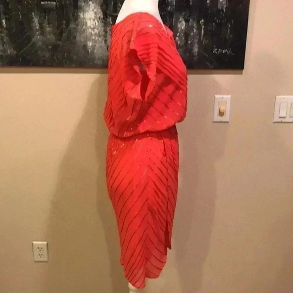 NWT Vince Camuto Women's Sequined Beaded Asymmetrical Neck Dress-Size 4 - Picture 5 of 7